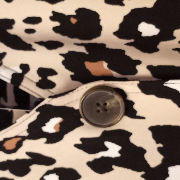 Animal Print Blouse - Picture 4 of 5